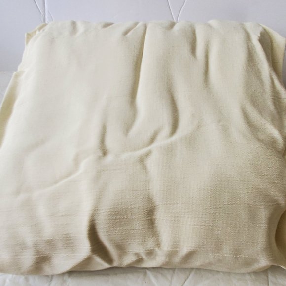 Cream Crape Scarf Valance 45 x 252" - Picture 3 of 6